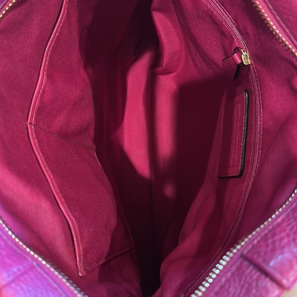 Coach Purse Fuchsia (brand new) - Picture 3 of 4